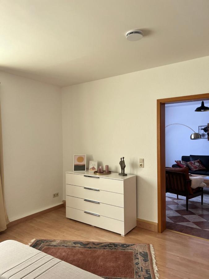 Sehr Schoene Wohnung,Komplett Neu Eingerichtet Limabach - Oberfrohna المظهر الخارجي الصورة